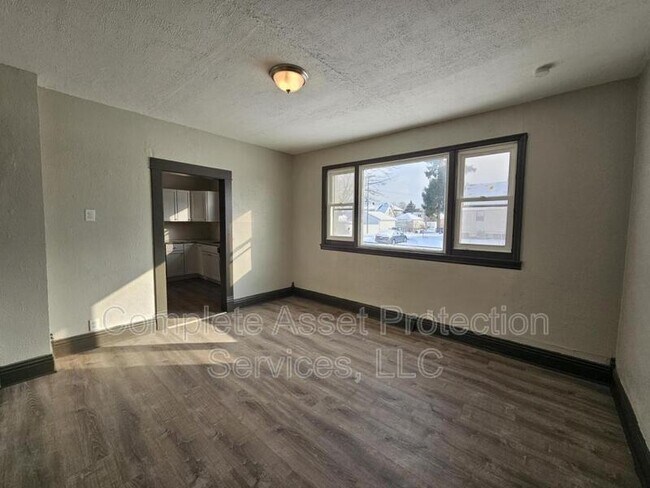 Building Photo - 1216 Kentucky St