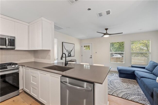 Building Photo - 4501 Avenue B