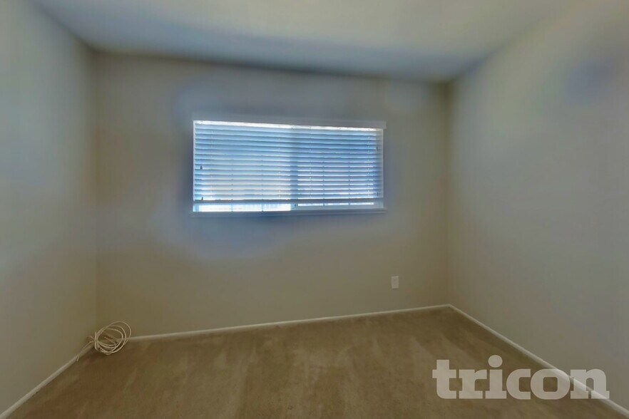 Building Photo - 331 El Dorado Dr