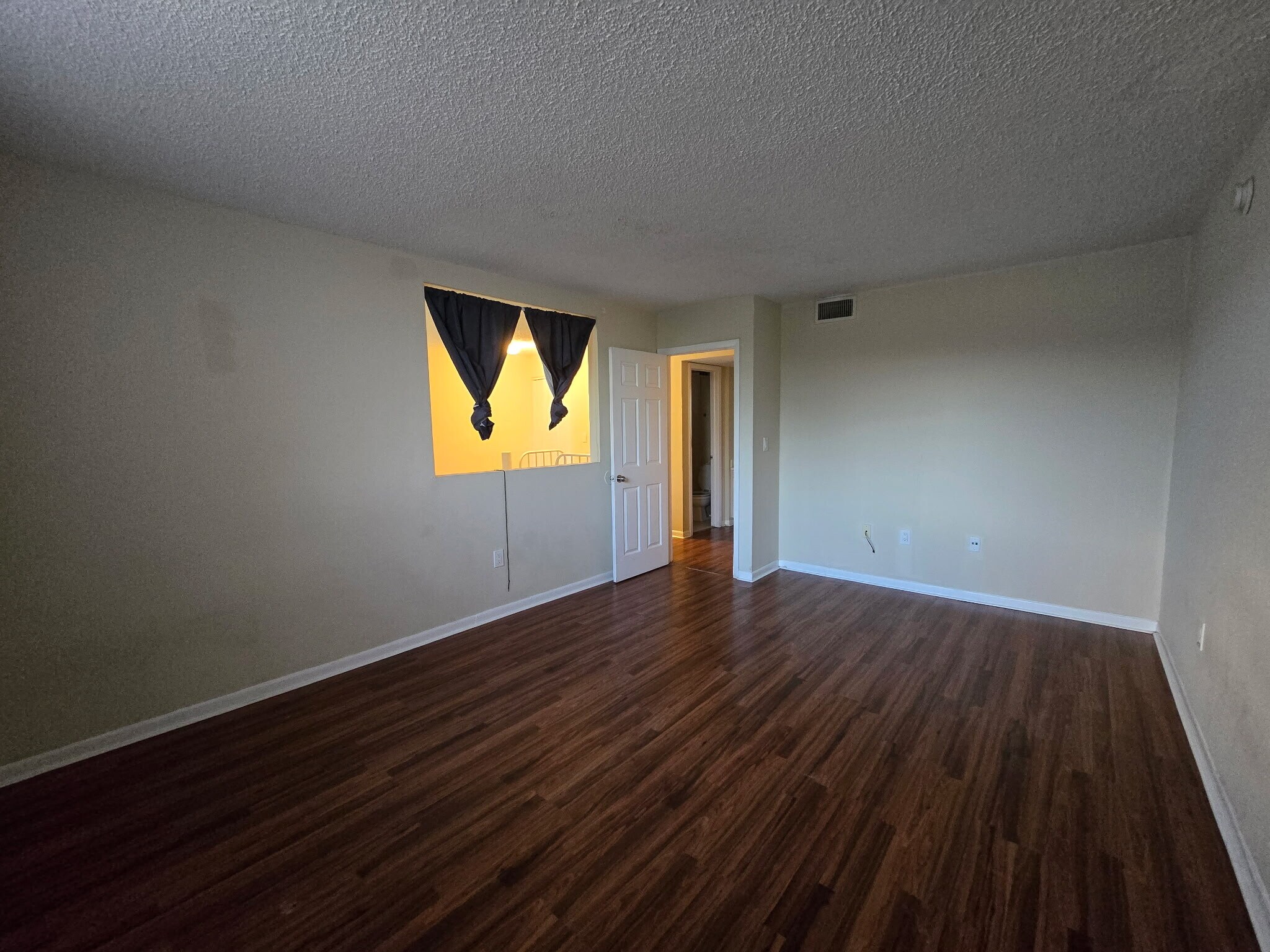 Building Photo - 8255 SW 152nd Ave