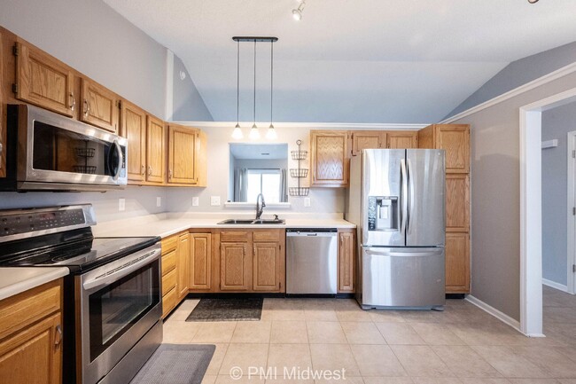 Building Photo - "Charming 3-Bed, 2-Bath Gem with 1323 Sq Ft of Comfort on Bitternut Drive!"