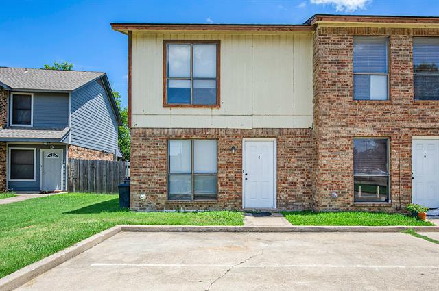 Primary Photo - 805 Bluebonnet Dr