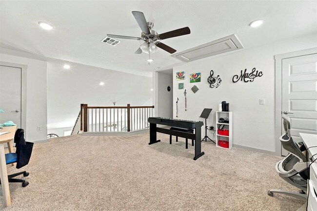 Building Photo - 2405 Gabriels Horn Rd