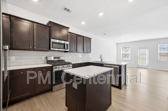 Building Photo - 110 Shelter Ln E