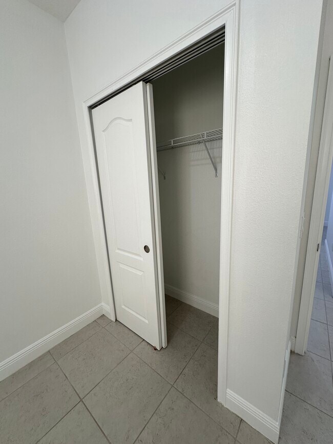 Building Photo - 15479 Sugar Citrus Dr