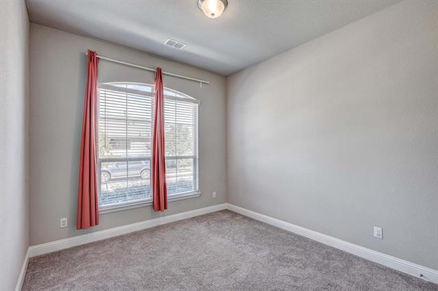 Building Photo - 609 Boardwalk Way