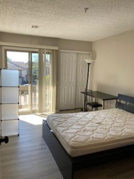 Building Photo - 16 Larkin Cir