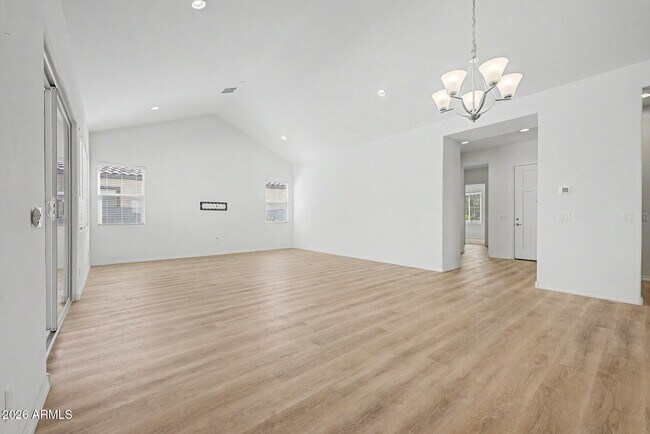 Building Photo - 20523 W Rosewood Ln