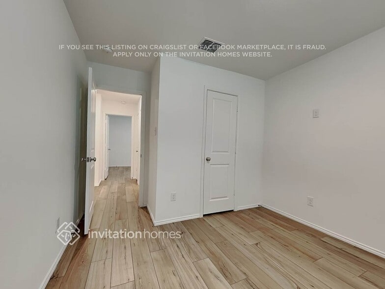 Building Photo - 1338 Mosely Cir