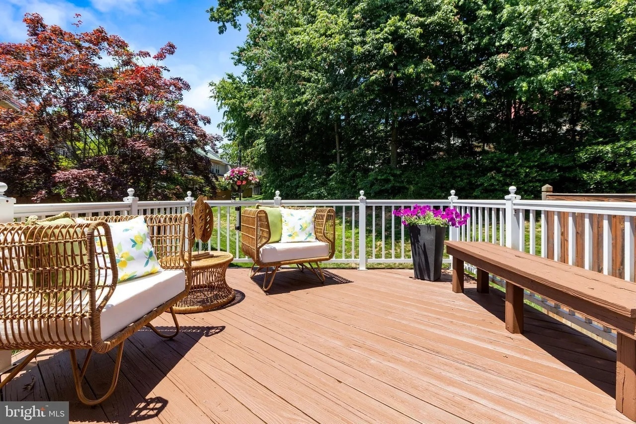 Back Deck - 1236 Vintage Pl