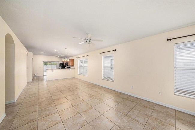 Building Photo - 7924 Carriage Pointe Dr