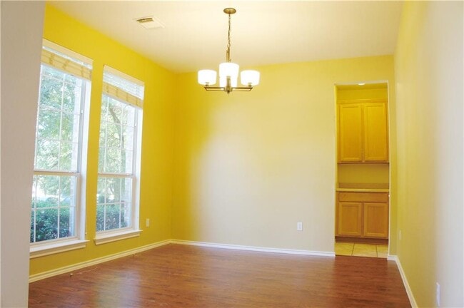 Building Photo - 13632 Campesina Dr
