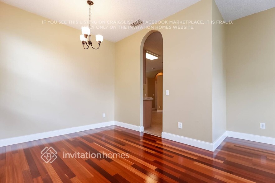 Building Photo - 1743 Roseroot Ct