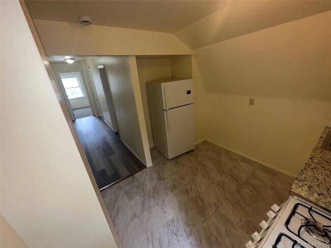 Building Photo - 149 Washburn Ave