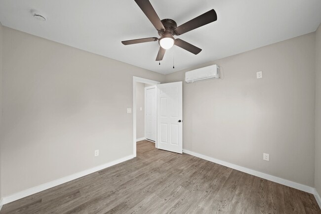 Building Photo - 1644 County Rd 180