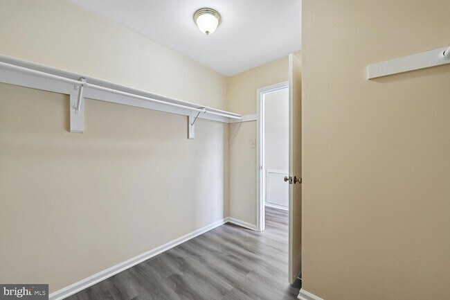 Building Photo - 8805 Bolero Ct
