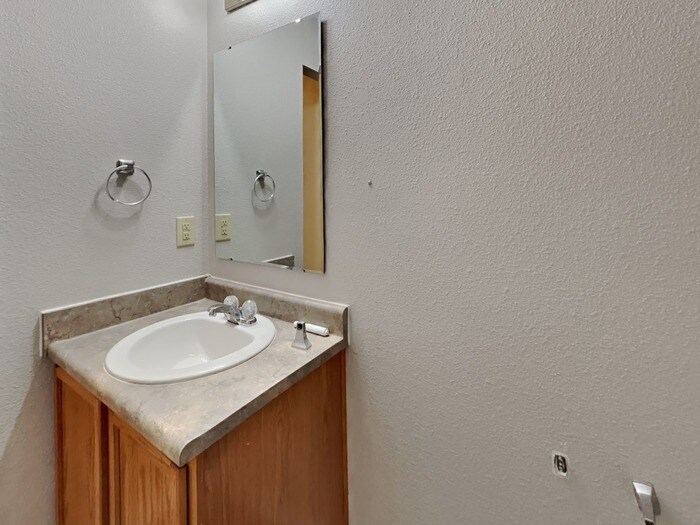 Building Photo - 8422 Sansa St
