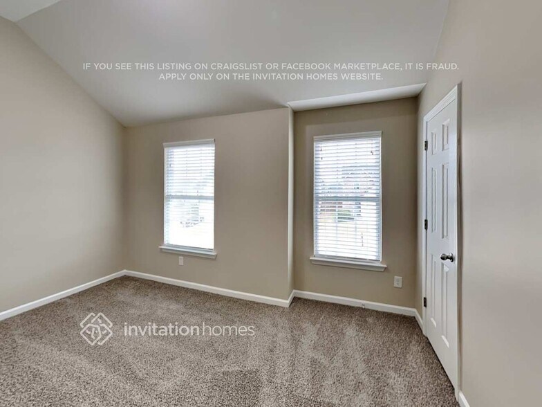 Building Photo - 4120 Arch Pass