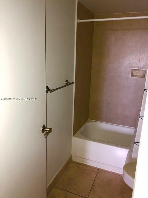 Building Photo - 1805 Sans Souci Blvd