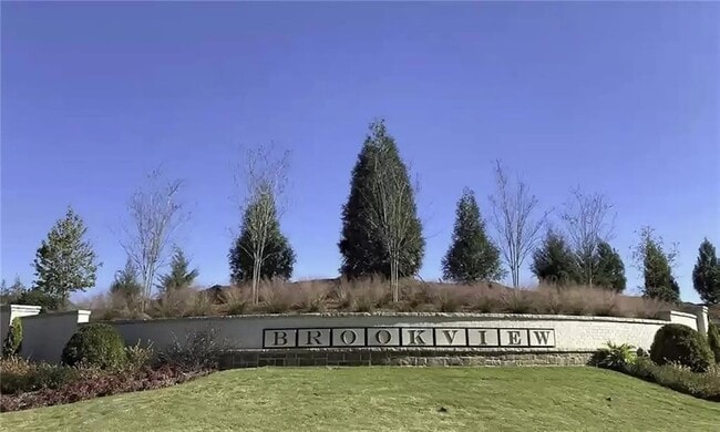 Building Photo - 6050 Sanford Pl