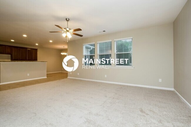 Building Photo - 5 Bedroom Pet-Friendly Home in Buford, GA with Main Street Renewal