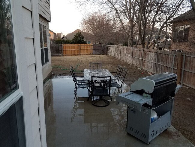 Building Photo - 10020 Chadbourne Rd