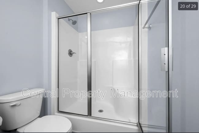Building Photo - 487 Timberwood Dr