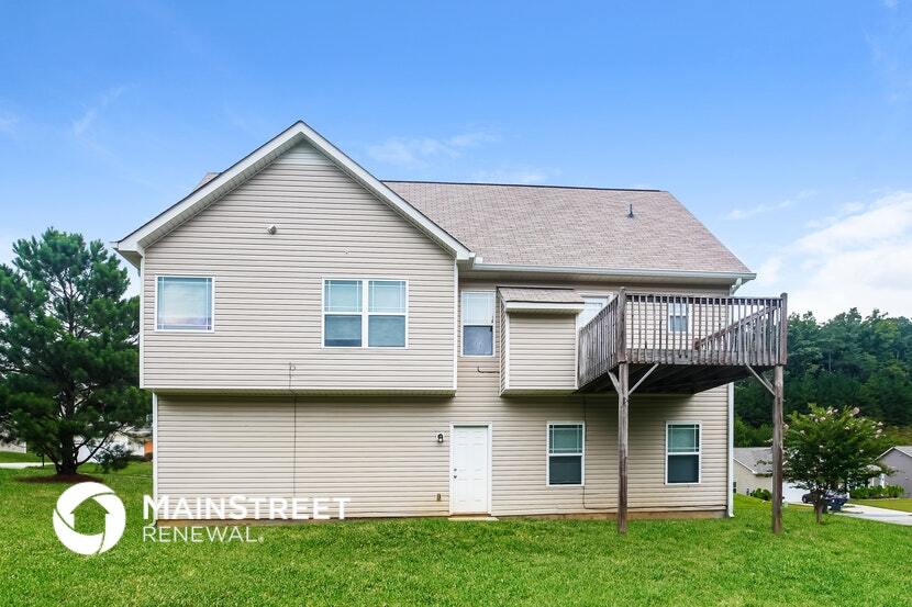 Building Photo - 223 Arbor Dr