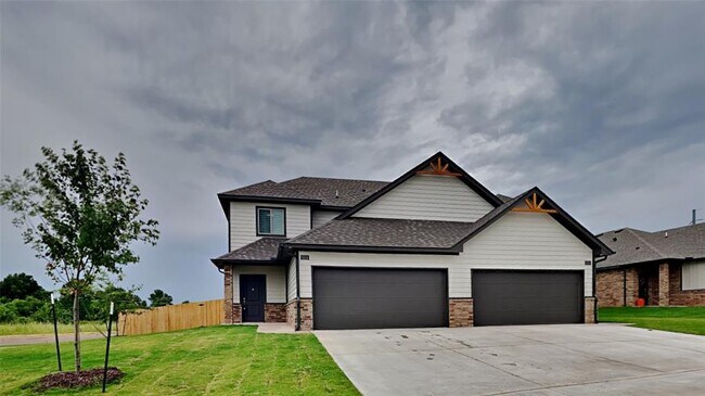 Building Photo - 12501 Florence Ln