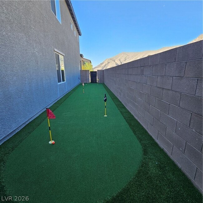 Building Photo - 10790 Wild Parsley Ave