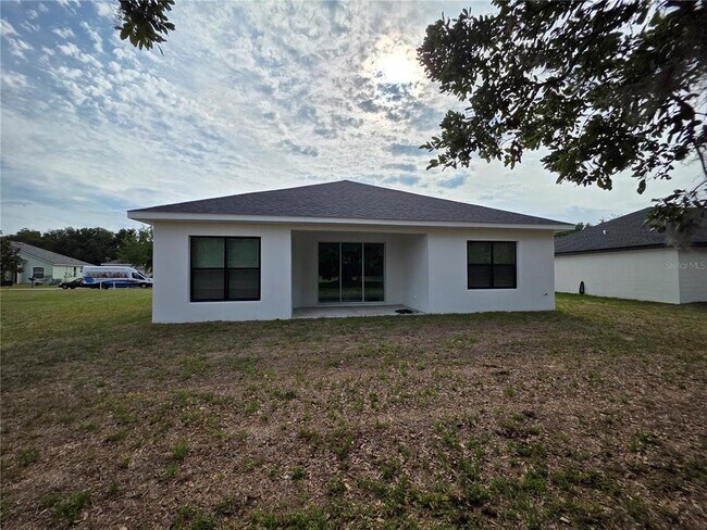 Building Photo - 7345 SE 26th Dr