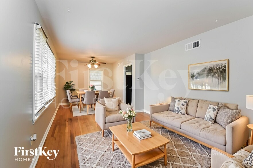 Building Photo - 1458 S White Station Rd