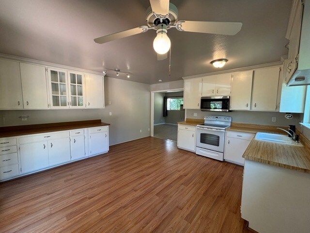 Building Photo - 1100 Pear Ridge Rd