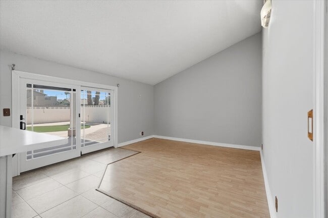 Building Photo - 5389 Kalmia Dr