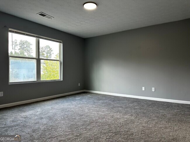 Building Photo - 9302 Fairington Ridge Cir