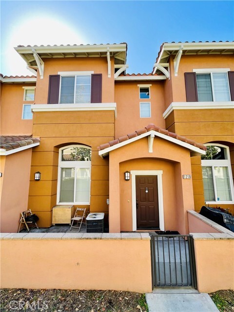 Primary Photo - 1210 Mendez Dr