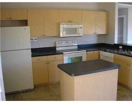 Building Photo - 223 Grouper Ct