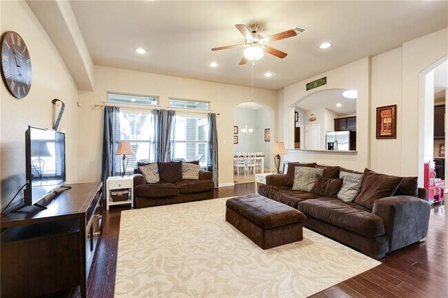 Building Photo - 1802 Discovery Blvd