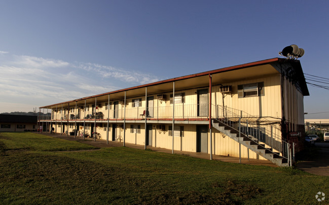 Primary Photo - Foothills Crossing Apartments