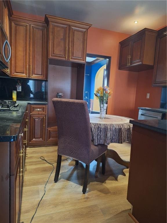 Building Photo - 100 Sunvalley Dr