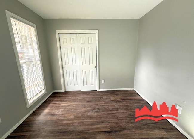 Building Photo - 5636 Maple Tree Dr