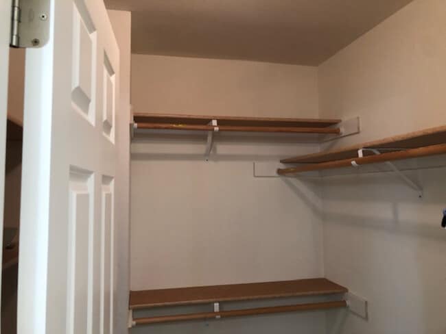 Building Photo - 6748 OR-66