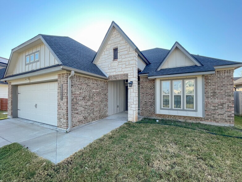 Building Photo - 10265 Driskill Dr