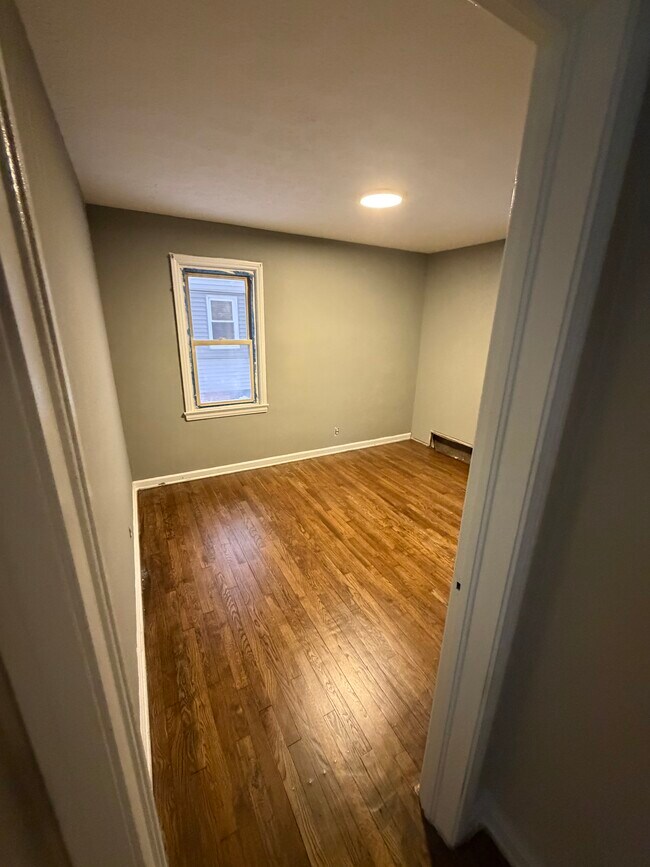 Building Photo - 116 Arlington Cir