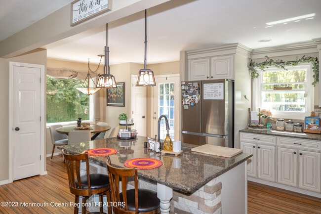 Building Photo - 38 Claridge Dr