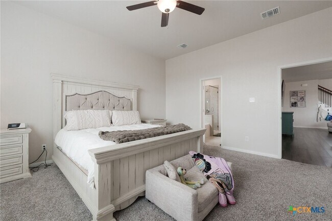 Building Photo - 445 Appalachian Trl