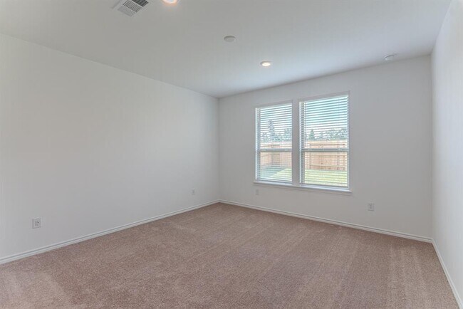 Building Photo - 15178 Cyn Rpds Rd
