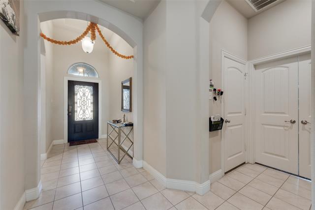 Building Photo - 4404 Bayport Dr