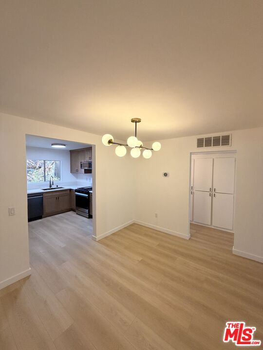 Building Photo - 18350 Hatteras St