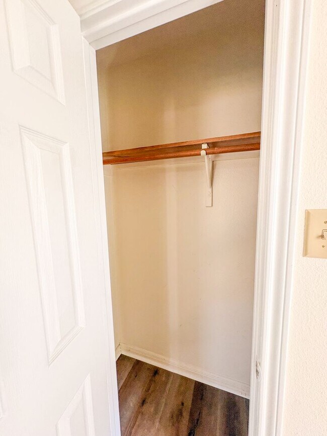 Building Photo - 1221 Walden St